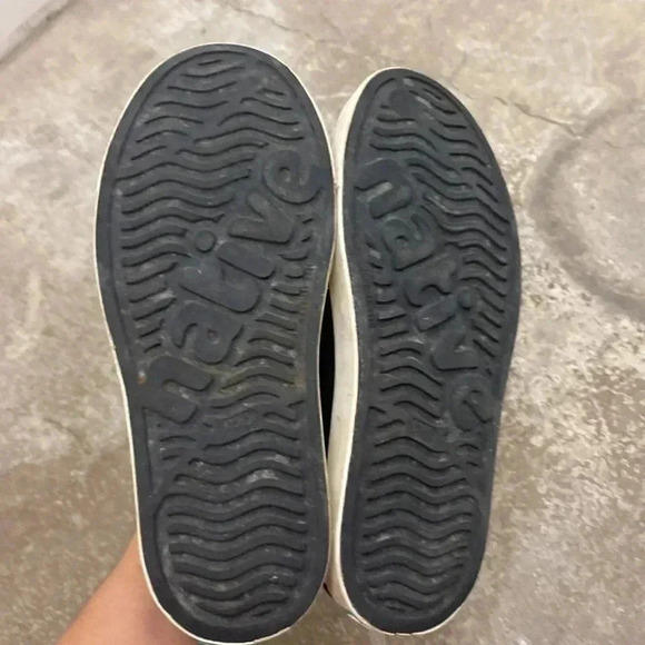 Native  jefferson shoes - Picture 4 of 5